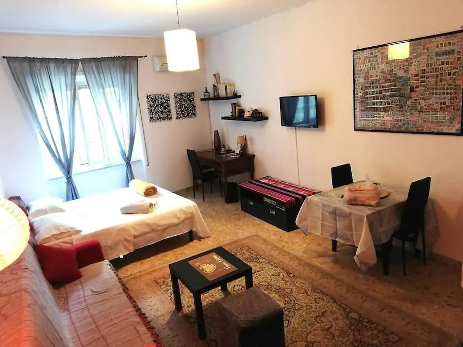 Casa Paco Grazioso Appartamento Con Terrazza Rome
